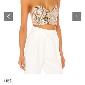 LOOKING FOR MARA MARA TOP